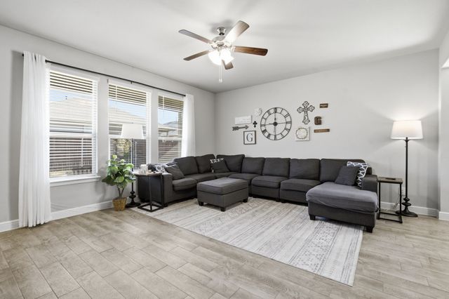 1225 Lisburn Drive, Fort Worth, TX 76247