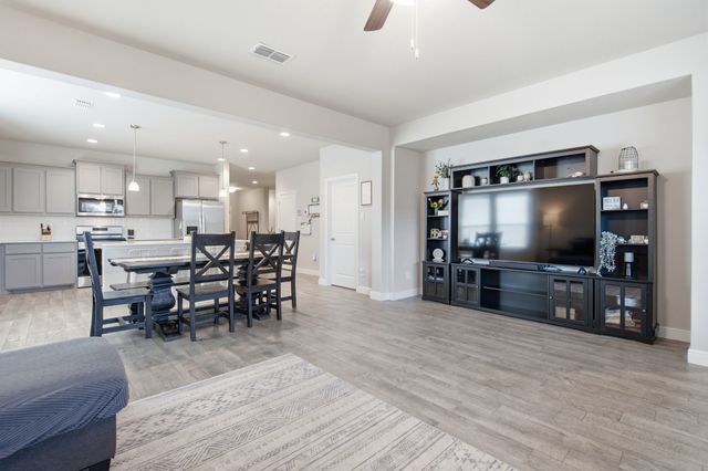 1225 Lisburn Drive, Fort Worth, TX 76247