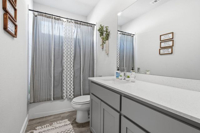 1225 Lisburn Drive, Fort Worth, TX 76247