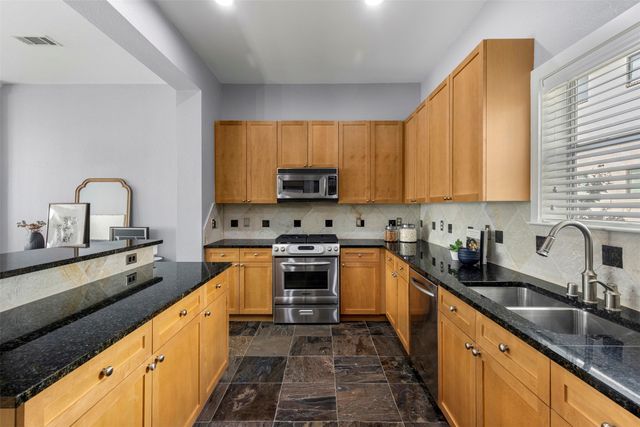 4830 Cedar Springs Road 30, Dallas, TX 75219