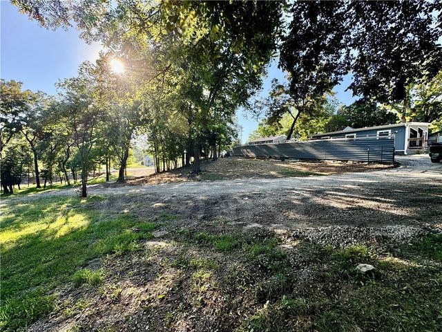 117 S 86 Street, Kansas City, KS 66111