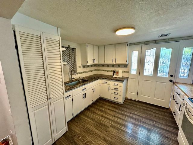 117 S 86 Street, Kansas City, KS 66111