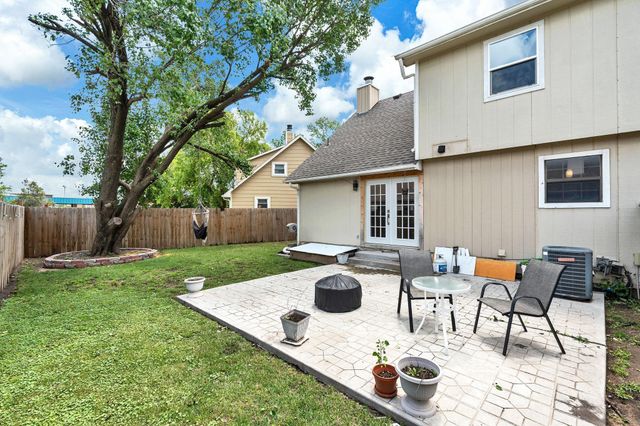 3250 S Longfellow Ct, Wichita, KS 67226