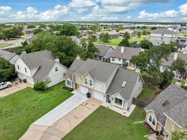 3250 S Longfellow Ct, Wichita, KS 67226