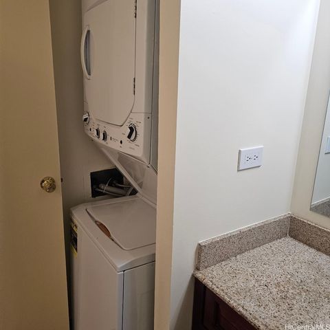 430 Keoniana Street 1304, Honolulu, HI 96815