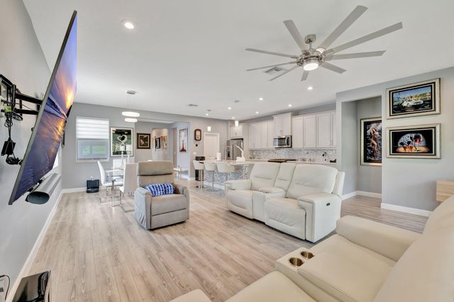 11527 SW Viridian Boulevard, Port St. Lucie, Port St Lucie, FL 34987