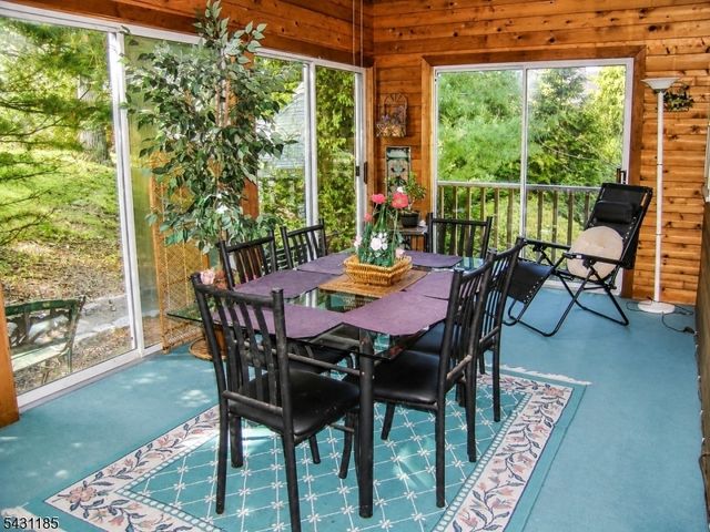 76 Washington Dr, Watchung Boro, NJ 07069
