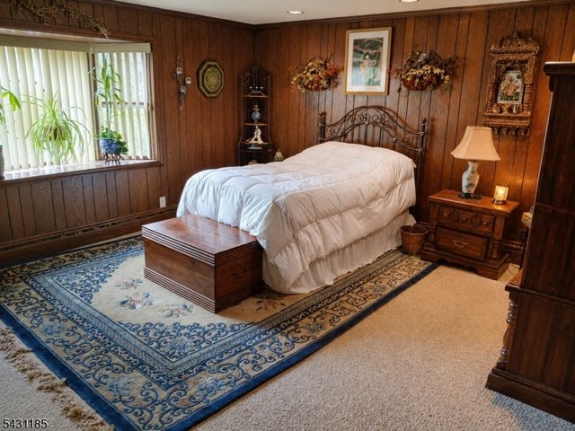 76 Washington Dr, Watchung Boro, NJ 07069