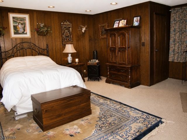 76 Washington Dr, Watchung Boro, NJ 07069