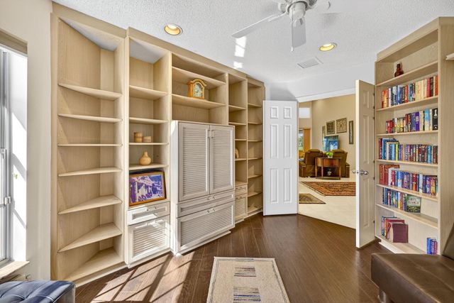 6185 Greenspointe Drive, Boynton Beach, FL 33437