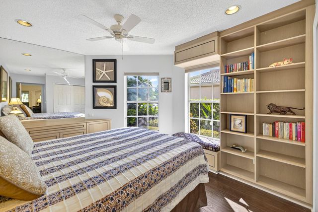 6185 Greenspointe Drive, Boynton Beach, FL 33437