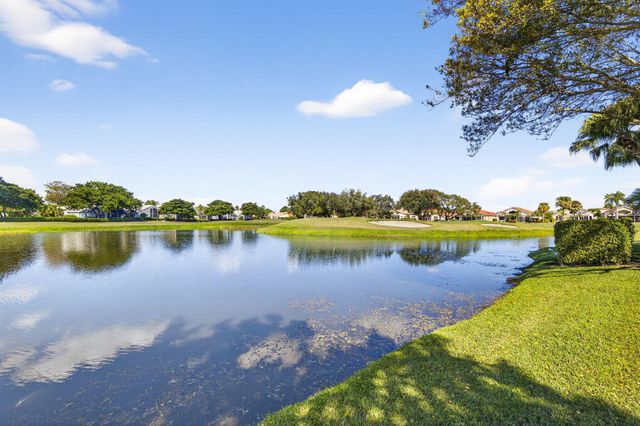 6185 Greenspointe Drive, Boynton Beach, FL 33437