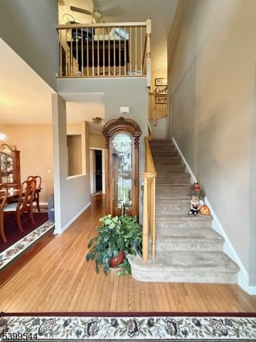 701 Brandywine Way, Lopatcong Twp., NJ 08886