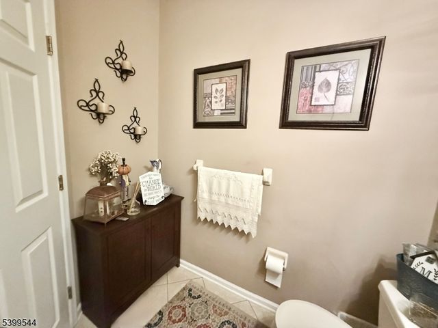 701 Brandywine Way, Lopatcong Twp., NJ 08886