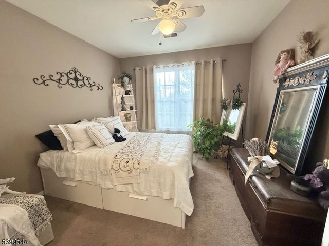 701 Brandywine Way, Lopatcong Twp., NJ 08886