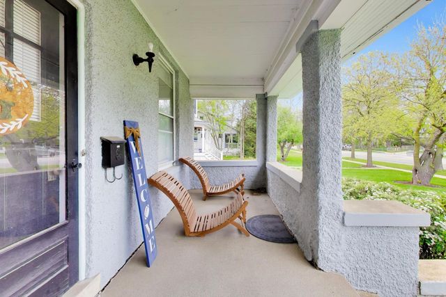 1458 Lake Avenue, Wilmette, IL 60091