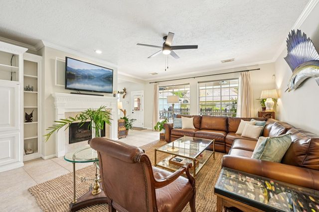 2202 Castle Bay Drive, League City, TX 77573