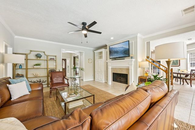 2202 Castle Bay Drive, League City, TX 77573