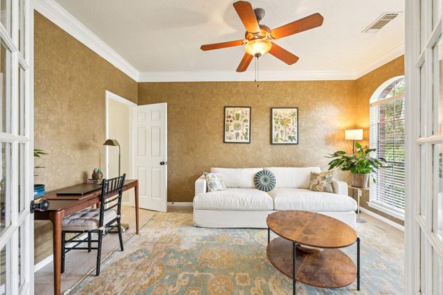 2202 Castle Bay Drive, League City, TX 77573