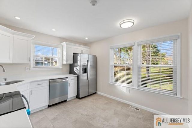 18 Benjamin Franklin Drive, Monroe, NJ 08831