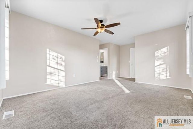 18 Benjamin Franklin Drive, Monroe, NJ 08831