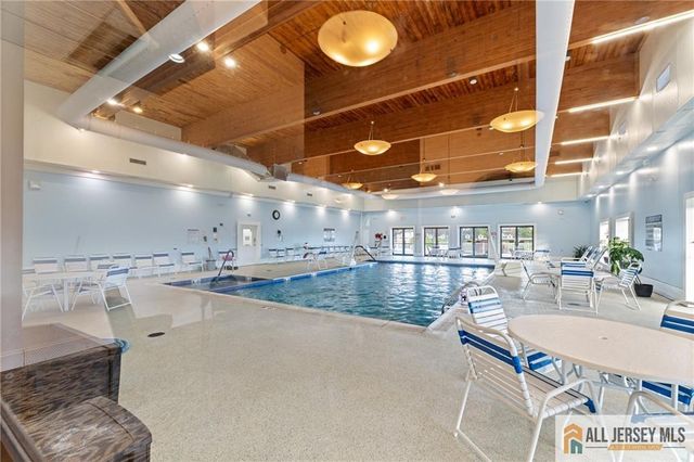 18 Benjamin Franklin Drive, Monroe, NJ 08831