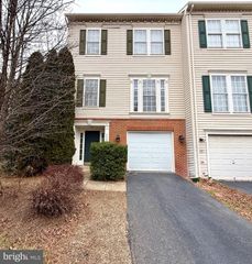 43006 EUSTIS ST, Chantilly, VA 20152