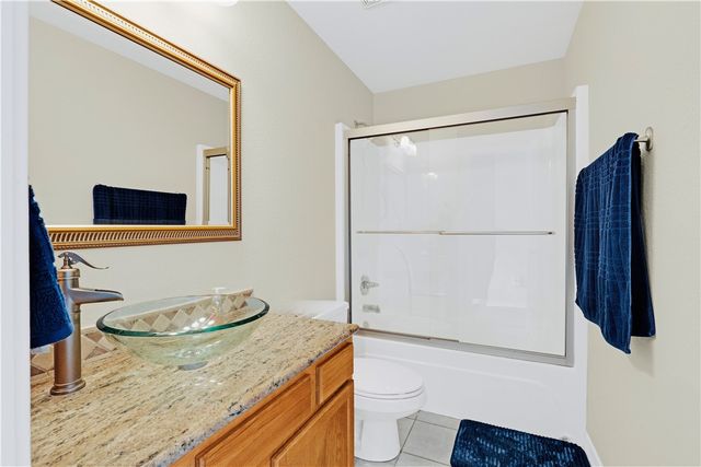 808 Emerald Street, Lowell, AR 72745