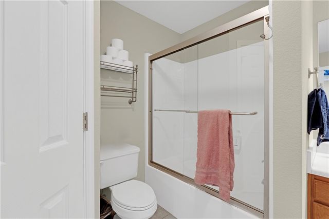 808 Emerald Street, Lowell, AR 72745