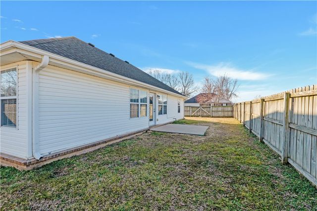 808 Emerald Street, Lowell, AR 72745