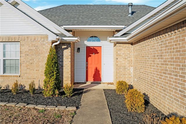 808 Emerald Street, Lowell, AR 72745