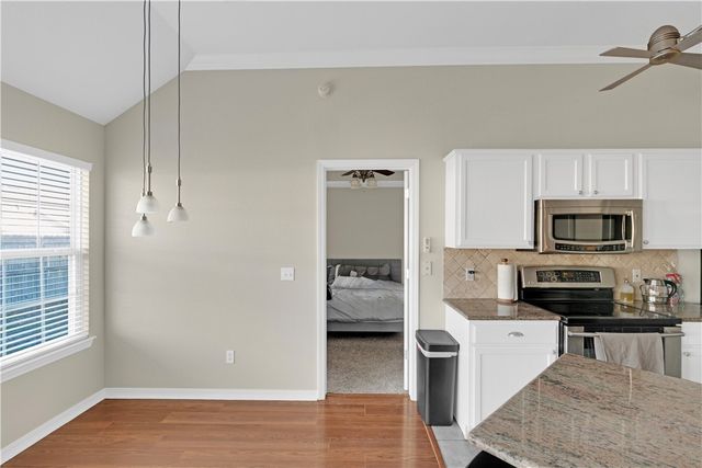 808 Emerald Street, Lowell, AR 72745