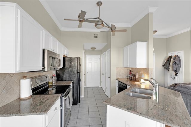 808 Emerald Street, Lowell, AR 72745