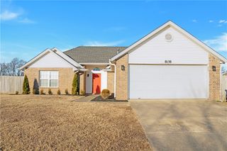 808 Emerald Street, Lowell, AR 72745