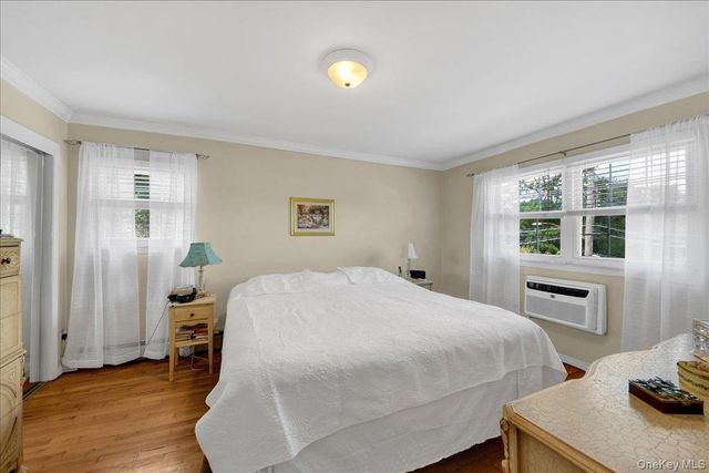 2521 Hollers Avenue, Bronx, NY 10475