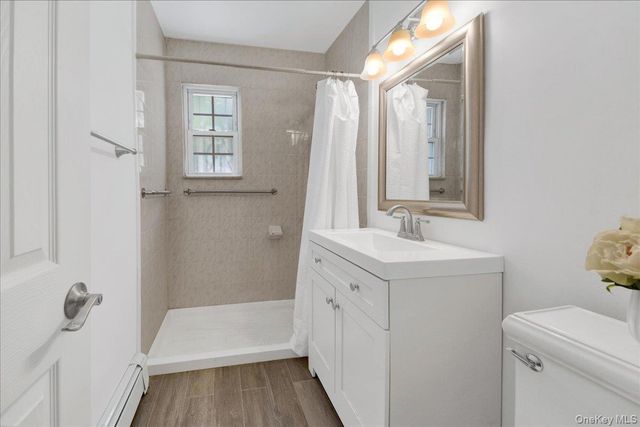 2521 Hollers Avenue, Bronx, NY 10475