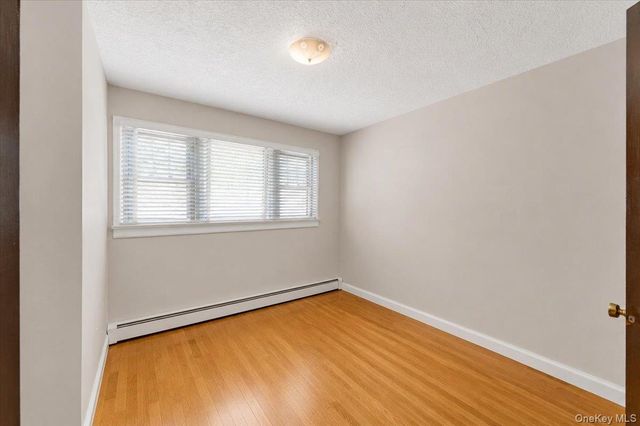 2521 Hollers Avenue, Bronx, NY 10475