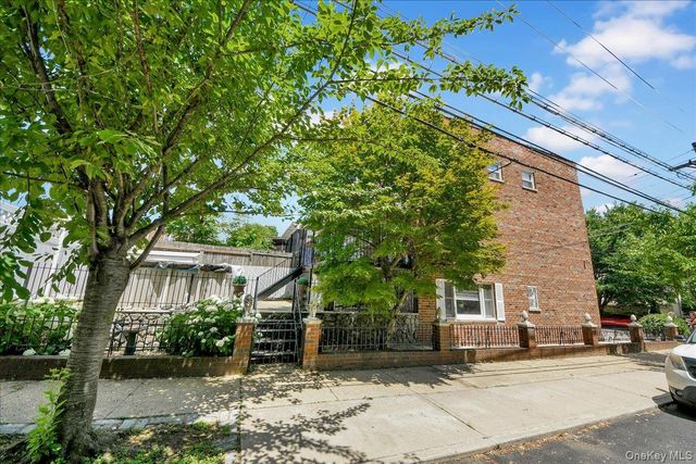 2521 Hollers Avenue, Bronx, NY 10475