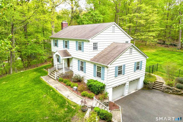 189 Fishing Trail, Stamford, CT 06903