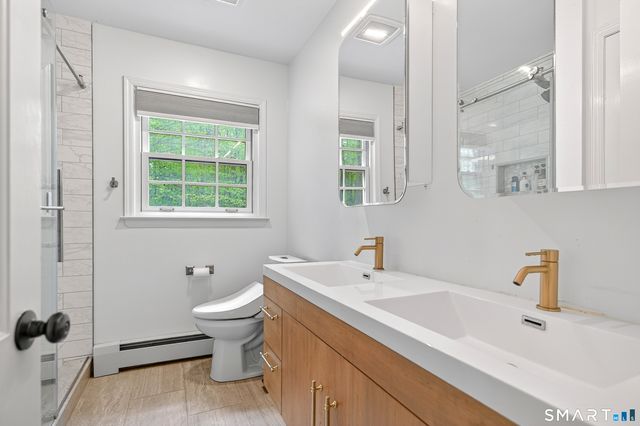 189 Fishing Trail, Stamford, CT 06903