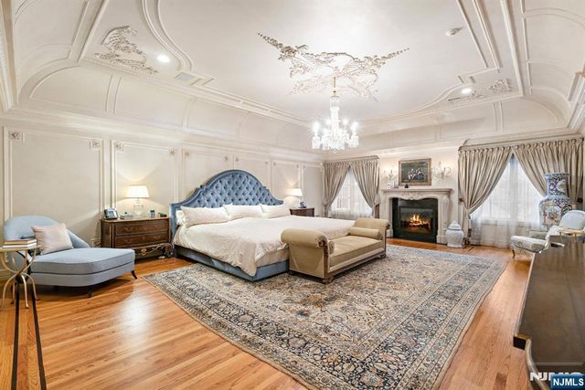 11 Elden Drive, Saddle River, NJ 07458