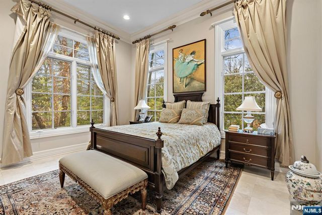 11 Elden Drive, Saddle River, NJ 07458