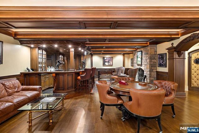 11 Elden Drive, Saddle River, NJ 07458