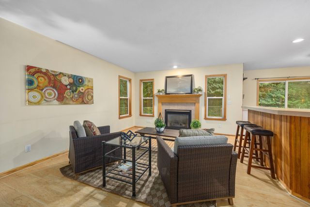 10169 Meadowgate Drive NE, Sparta, MI 49345