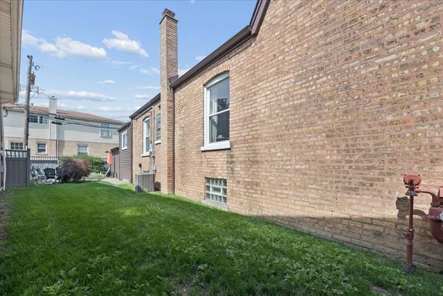 6830 W Imlay Street, Chicago, IL 60631