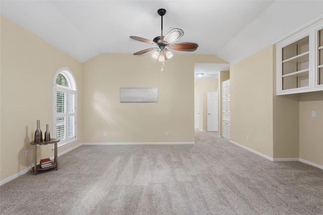 8911 Sendera Drive, Magnolia, TX 77354