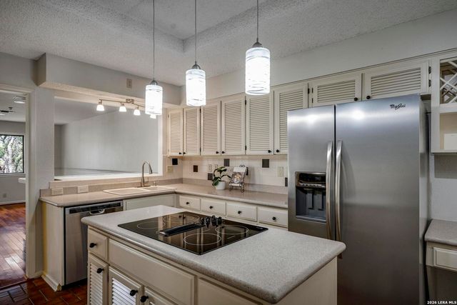 29307 Summit Ridge, Fair Oaks Ranch, TX 78015