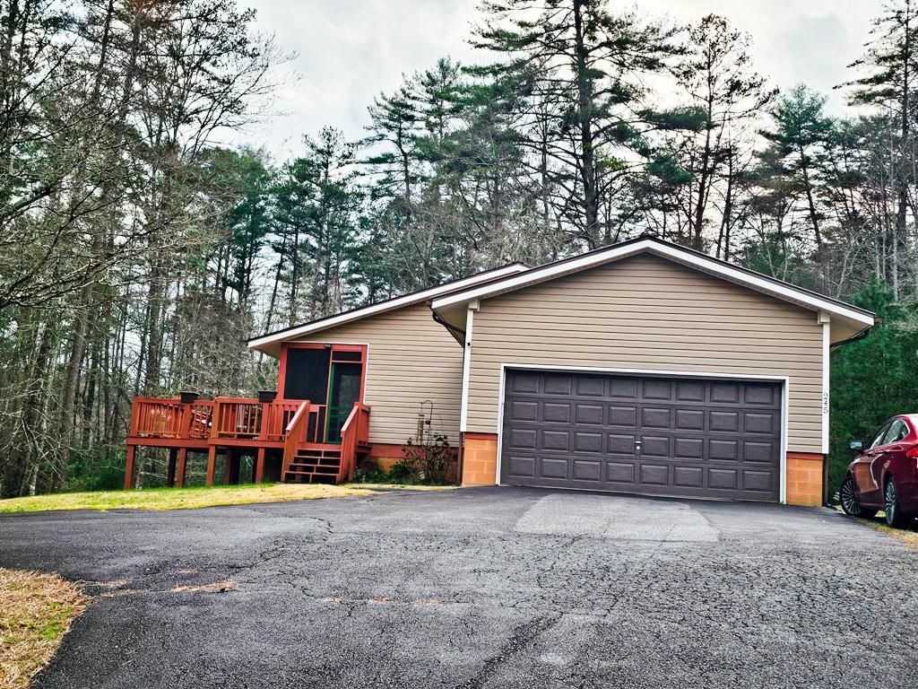 245 Sunnie Lane, Murphy, NC 28906