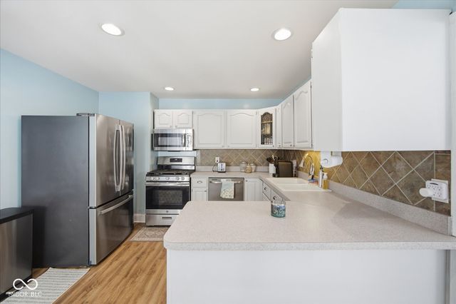 513 Willow Drive, Shelbyville, IN 46176