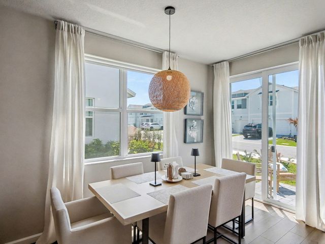 5747 SE Edgewater Circle, Stuart, FL 34997